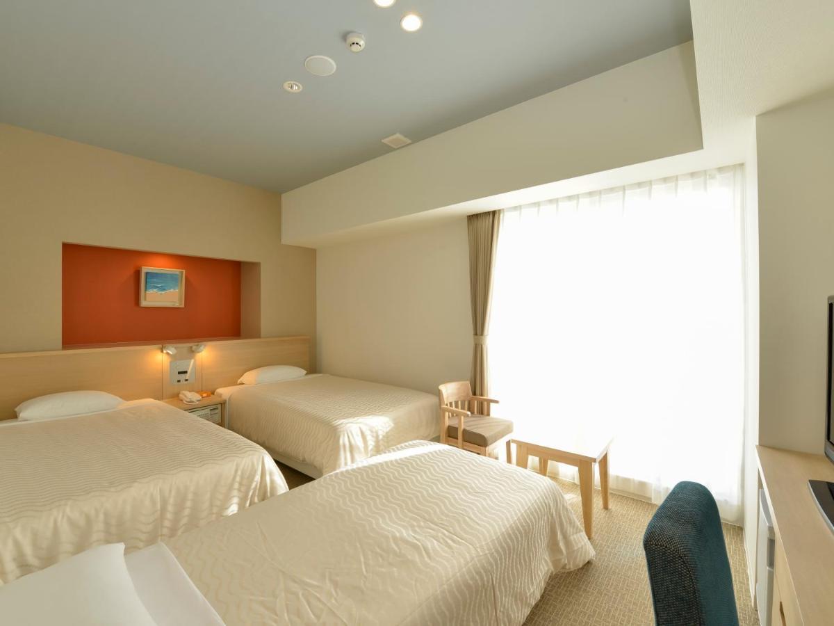 Hotel Risingsun Miyakojima Exteriör bild