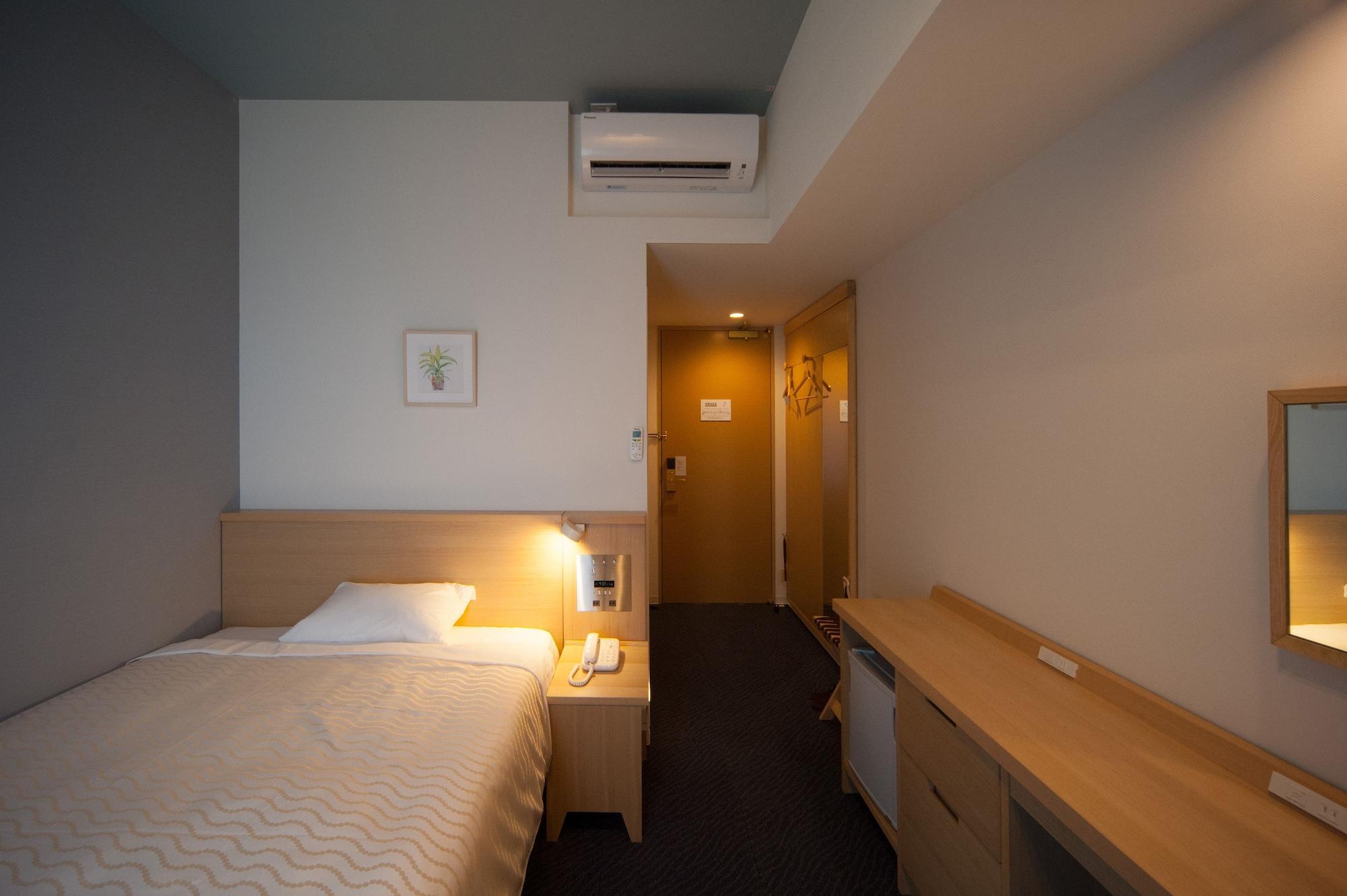 Hotel Risingsun Miyakojima Exteriör bild